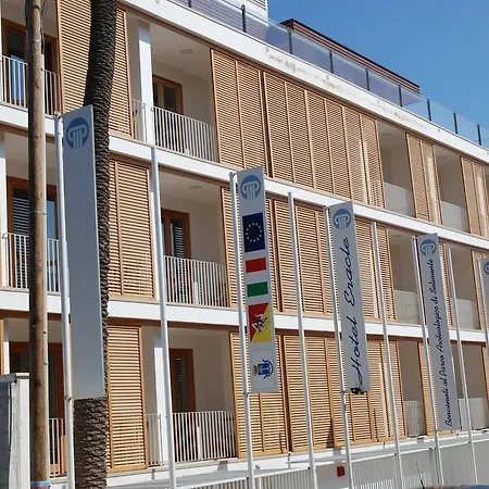 Eracle Hotel 4*