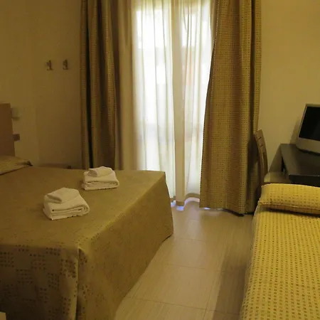 Eracle 4*